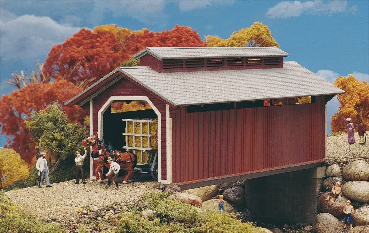 933-3652, Walthers Cornerstone - Willow Glen Covered Bridge Kit - HO Scale
