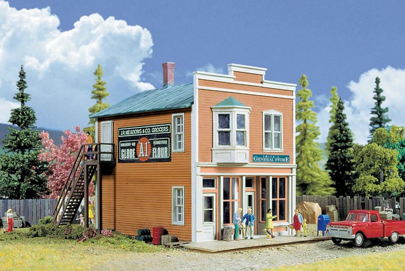 933-3653, Walthers Cornerstone - Smith&#39;s General Store Kit - HO Scale