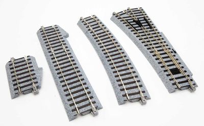 KAT2852, Kato USA - #4 Manual Turnout - Unitrack - HO scale