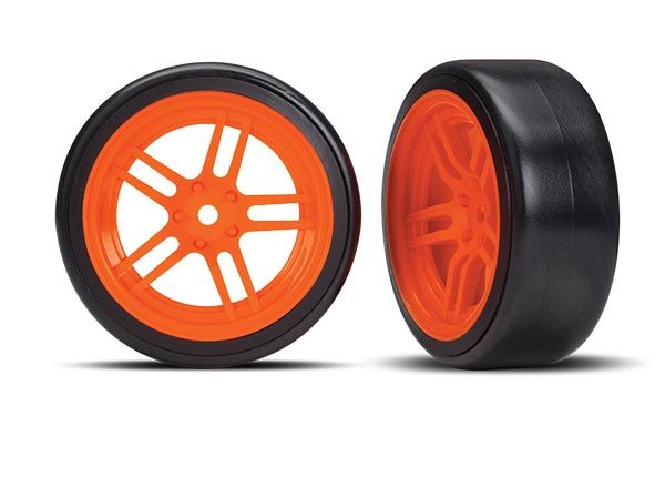 Traxxas Tires &amp; wheels, assembled, glued (split-spoke orange wheels, 1.9&quot; Drift tires) (front)