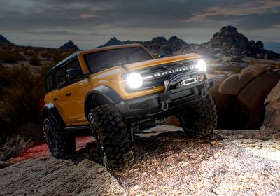 Traxxas Pro Scale LED light set, Ford Bronco, complete with power module (includes headlights, tail lights, &amp; distribution block) (fits #9211 body)