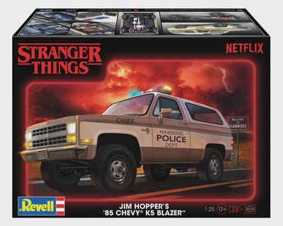 RMX14558, Revell Inc - 1985 K5 Chevy Blazer 1/25