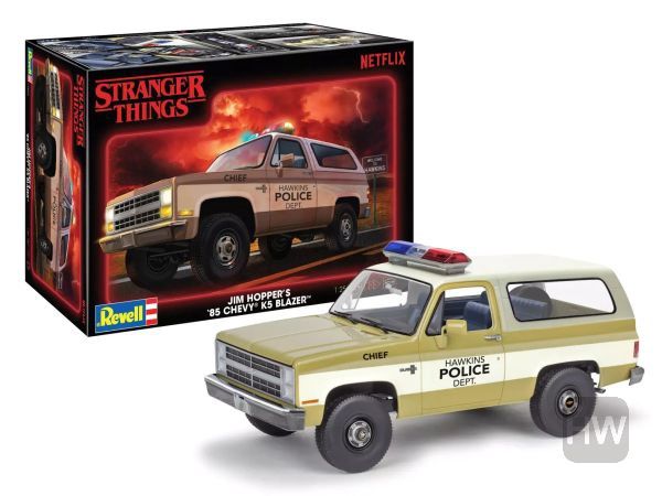 RMX14558, Revell Inc - 1985 K5 Chevy Blazer 1/25