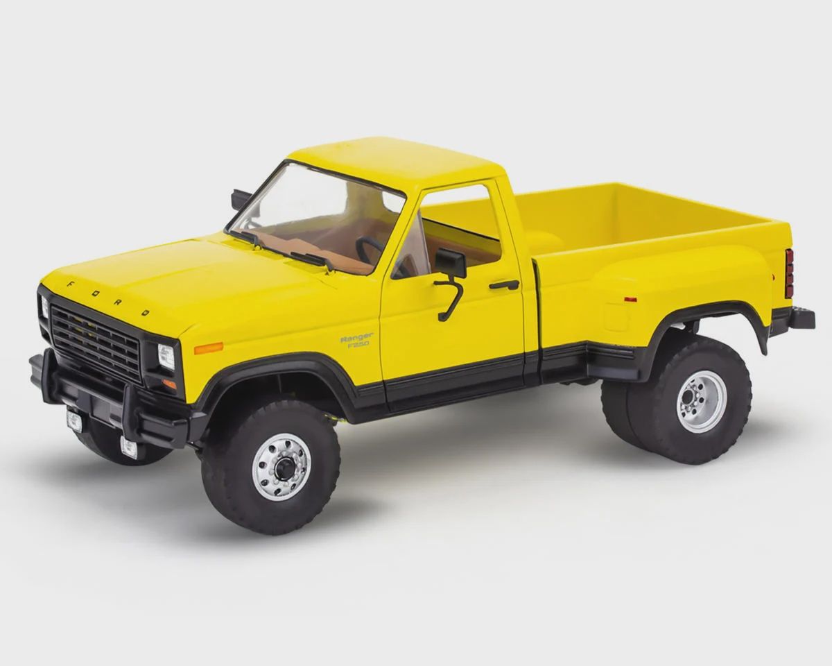 RMX145469090, Revell 1/25 1980 Ford® Dually Wide Side Pickup Plastic Model Kit