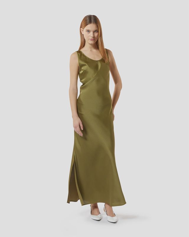 Long satin dress with side slit green