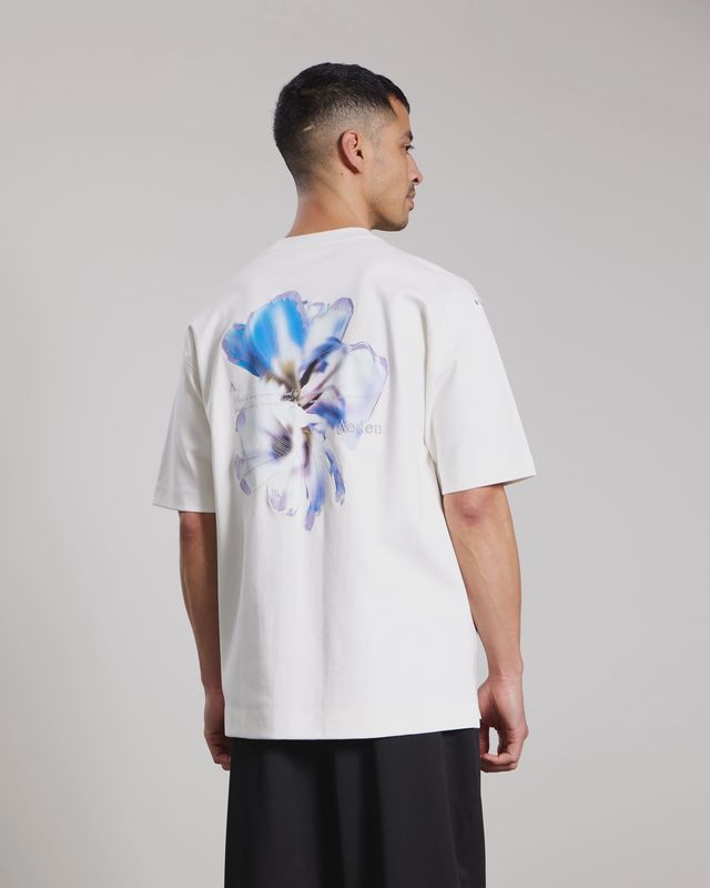 Aeden Fame Tee | Off-white