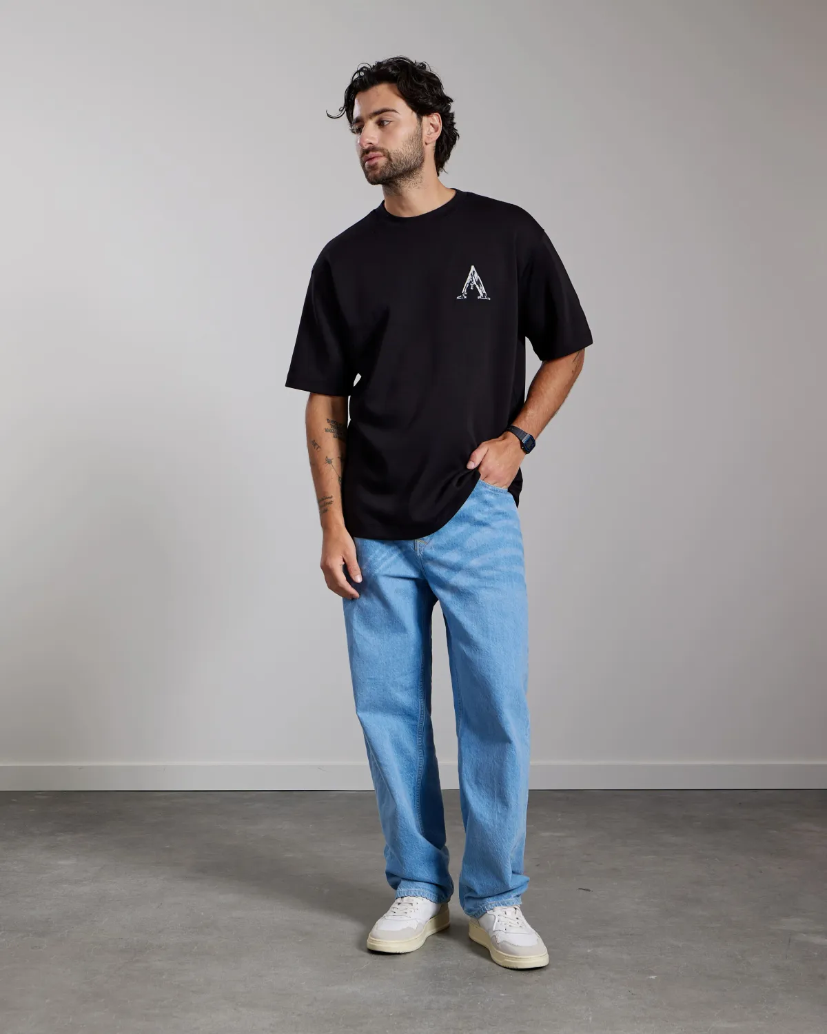 Aeden Ettore Tee | Black