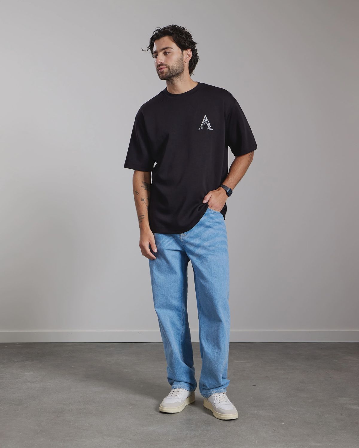 Aeden Ettore Tee | Black