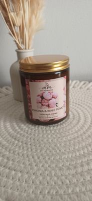 Świeca naturalna w bursztynowym szkle z zakrętką
