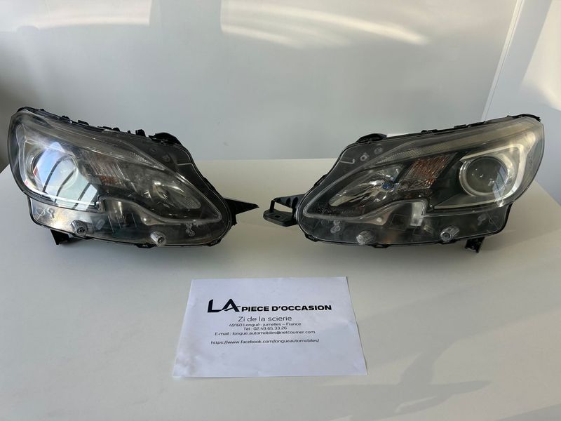 JEU DE 2 FEUX PEUGEOT 2008  REF: 9816990580 DROIT + 9825313980 GAUCHE