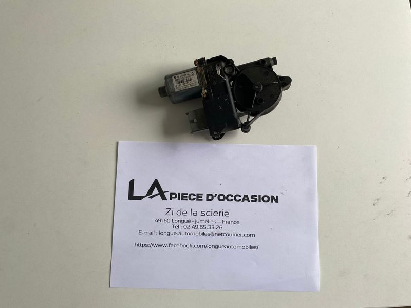 MOTEUR DE LEVE VITRE AVANT  GAUCHE POUR NOUVEAU PEUGEOT 308 COUPE - 9681903580
