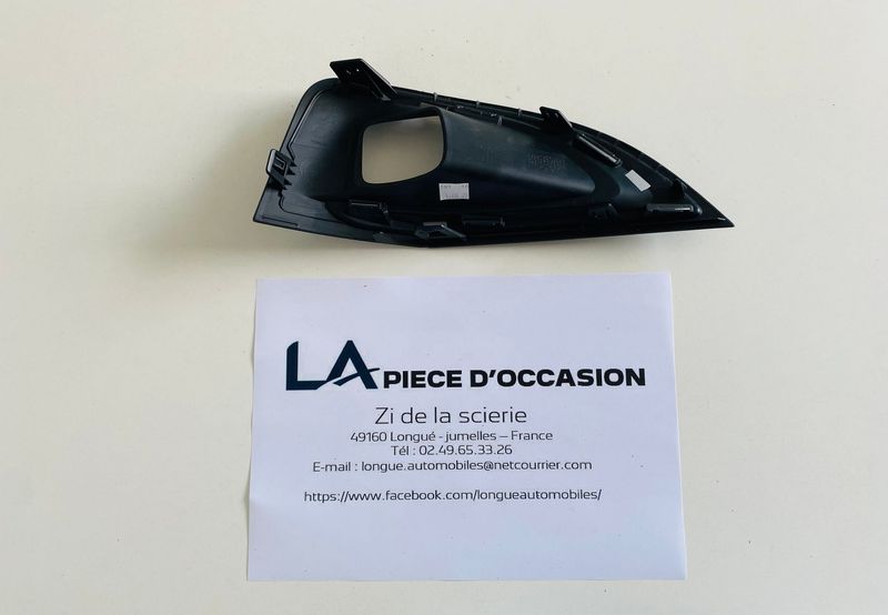 GRILLLE D'ANTIBROUILLARD POUR PEUGEOT  3008 II - 9815692677