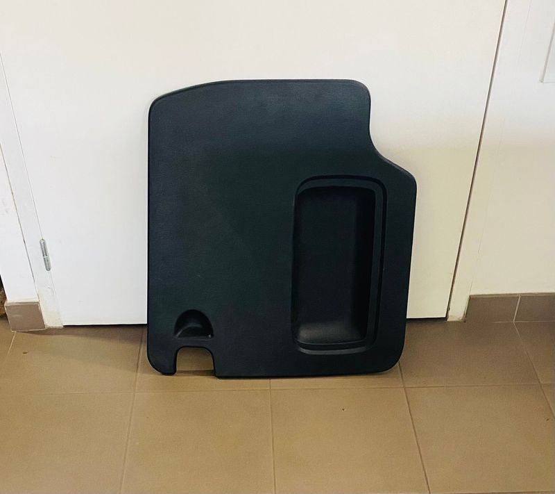 GARNITURE PANNEAU DE PORTE ARRIERE OPEL VIVARO - 91165828