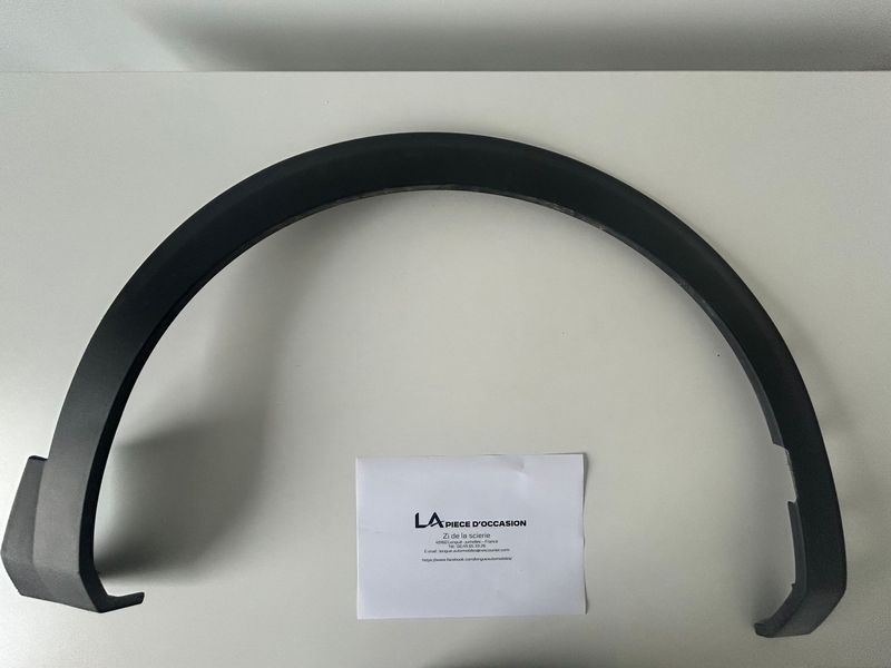ENJOLIVEUR PASSAGE DE ROUE AVANT DROIT PEUGEOT 3008 II PHASE 1 - 9825288877