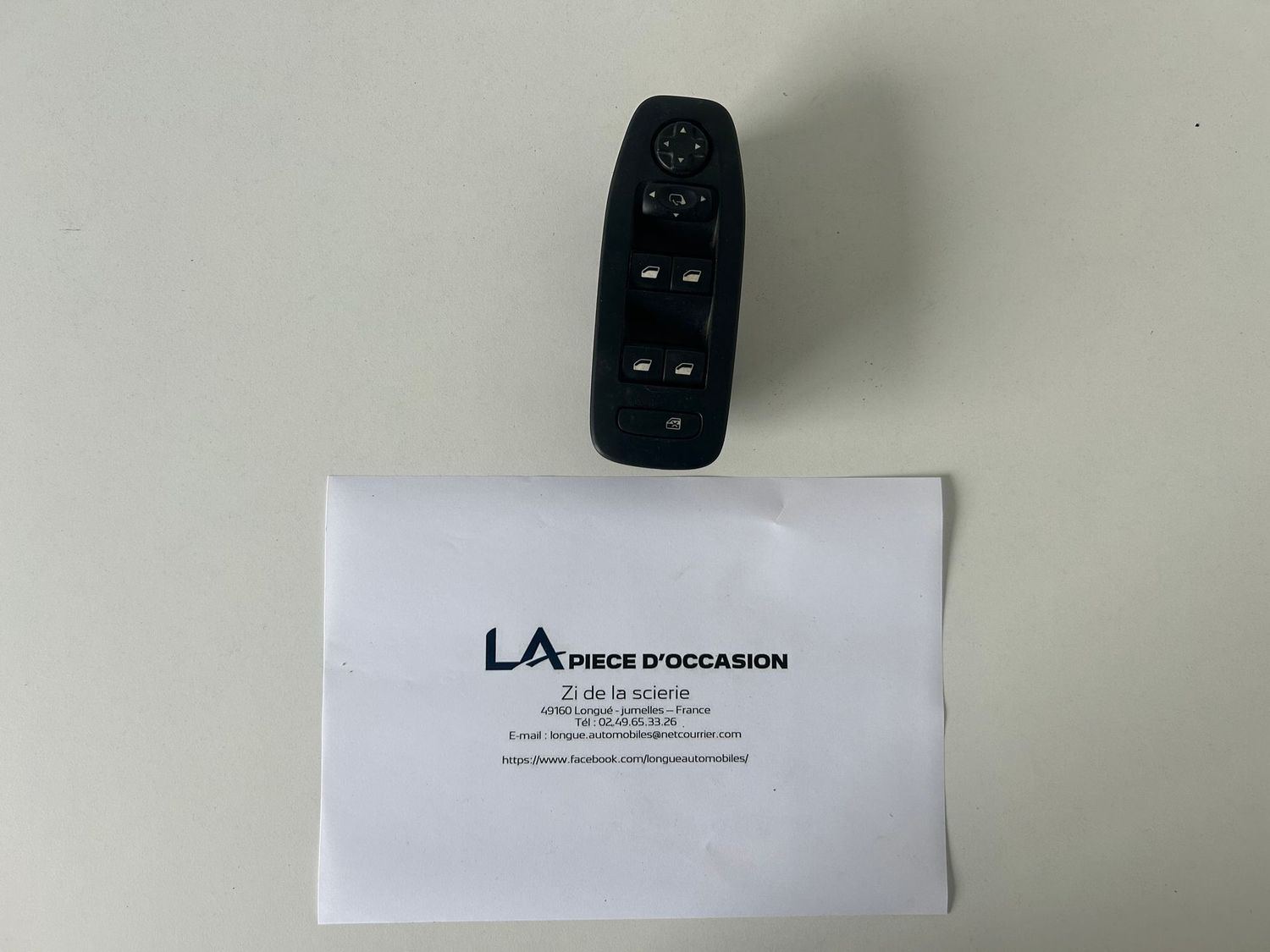 PLATINE RUSH LEVE VITRE + RETROVISEUR PEUGEOT 2008 - 982425392D