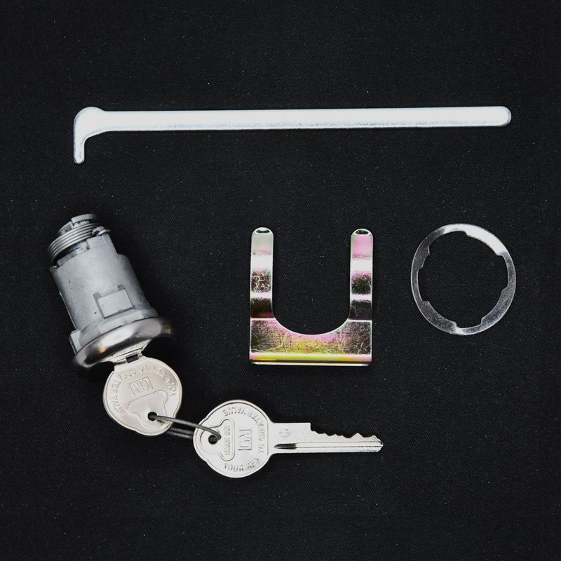 1968 Chevelle Pear Head Trunk Key