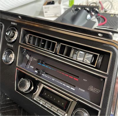 1968 Chevelle Dash AC Center Vent Assembly