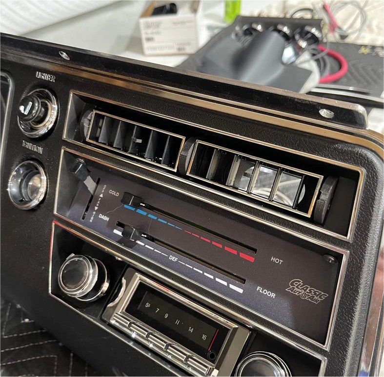 1968 Chevelle Dash AC Center Vent Assembly