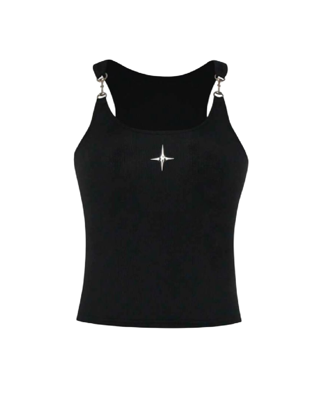 Top de tirantes con cadena y estampado de estrellas