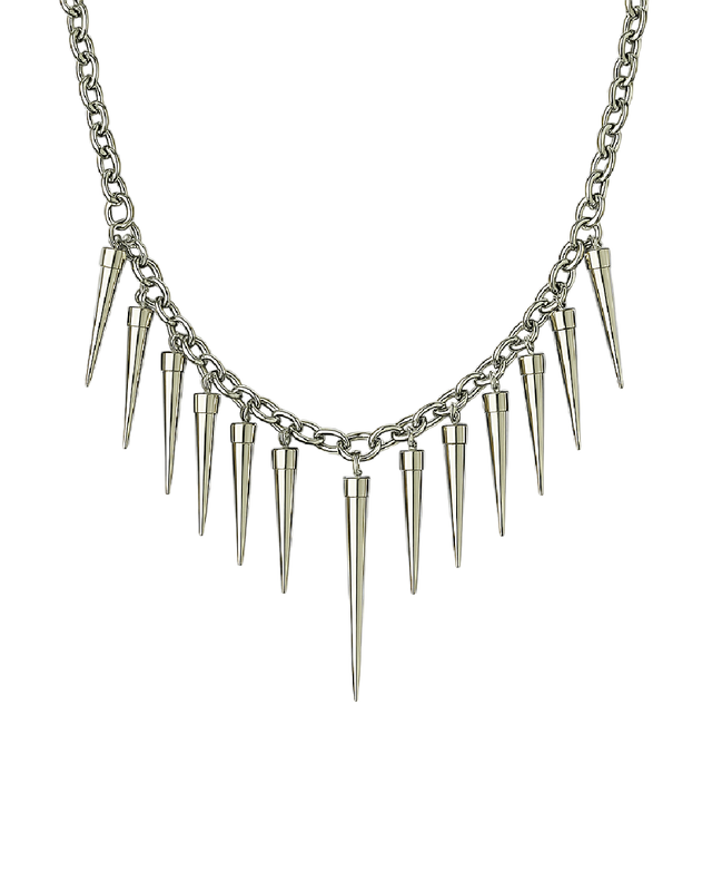 Collar con púas de diferentes tamaños