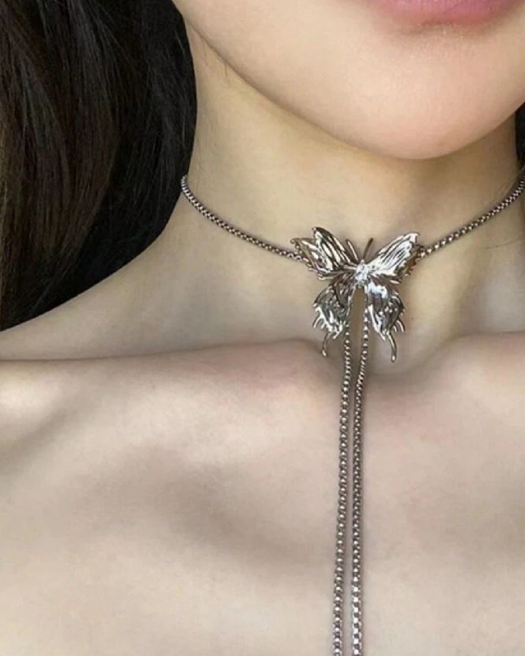 Collar multiuso en forma de mariposa