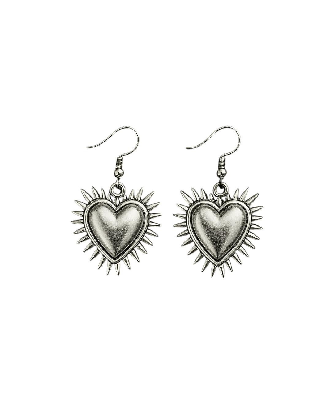 Aretes de corazón con púas