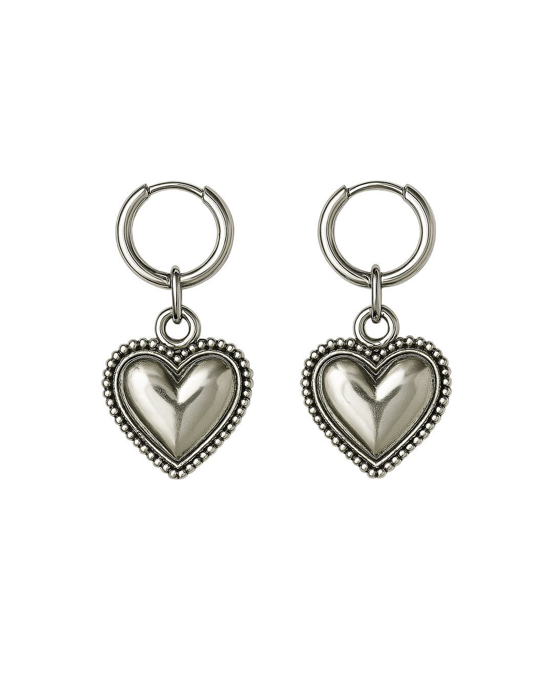 Aretes de corazón plateado completo