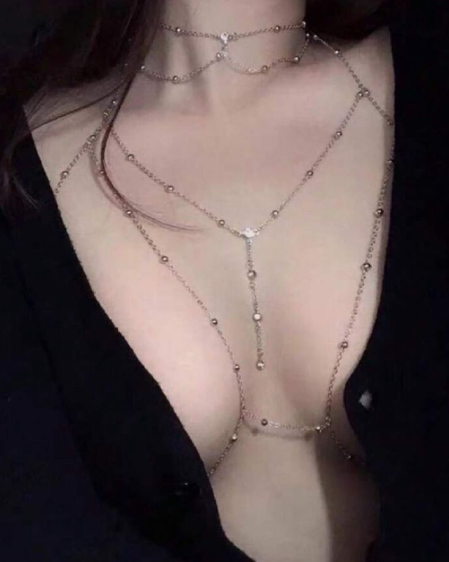 Cadena de cuerpo con diseño de perlas