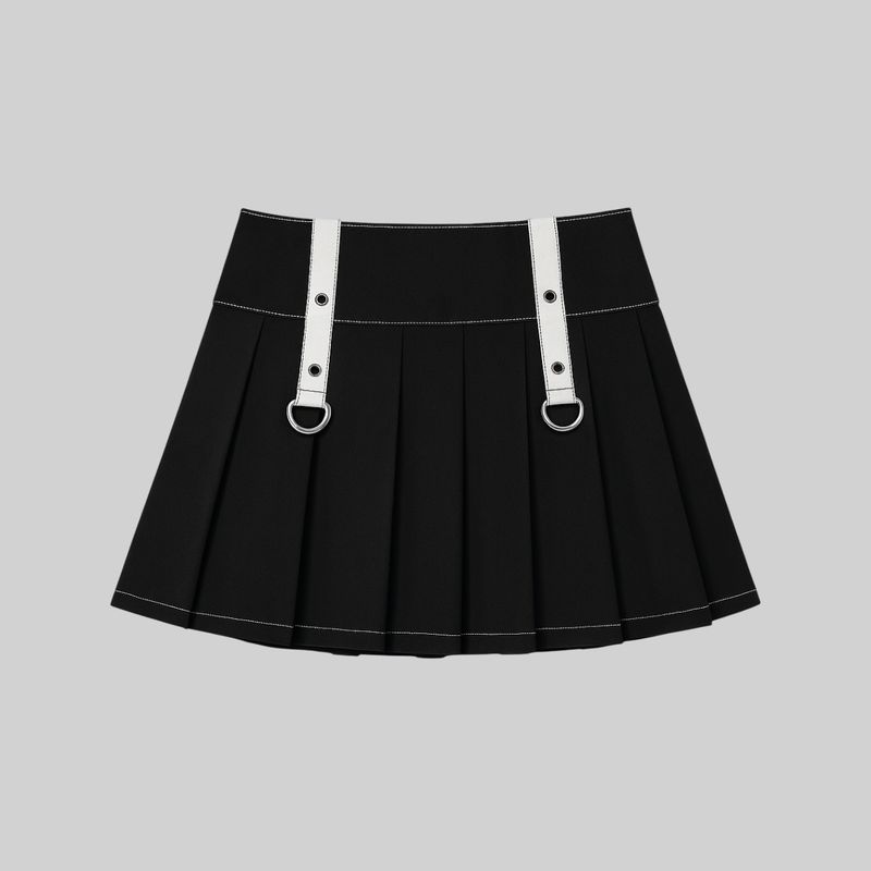 Falda corta de paletones con colgantes