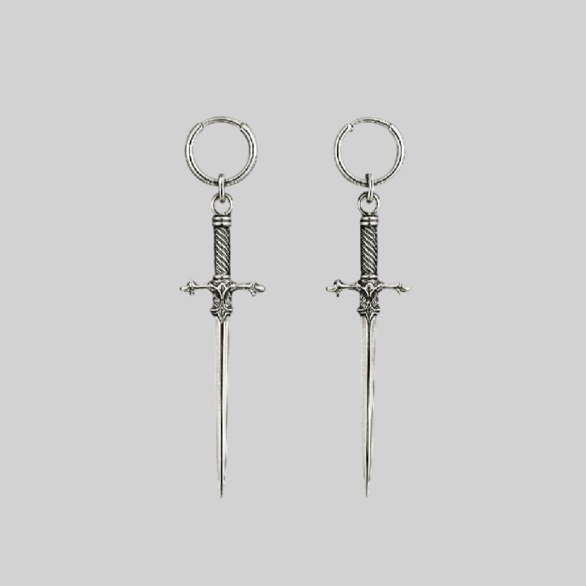 Aretes de espada