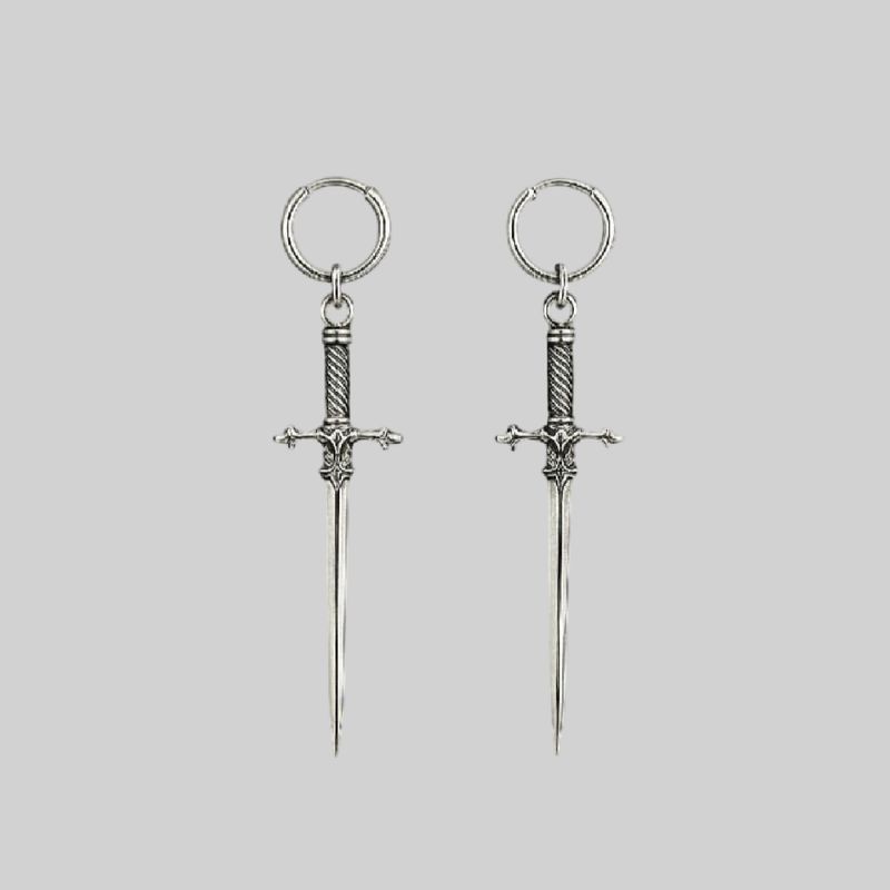 Aretes de espada
