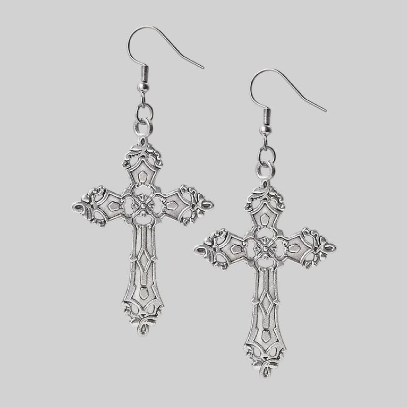 Aretes de cruz