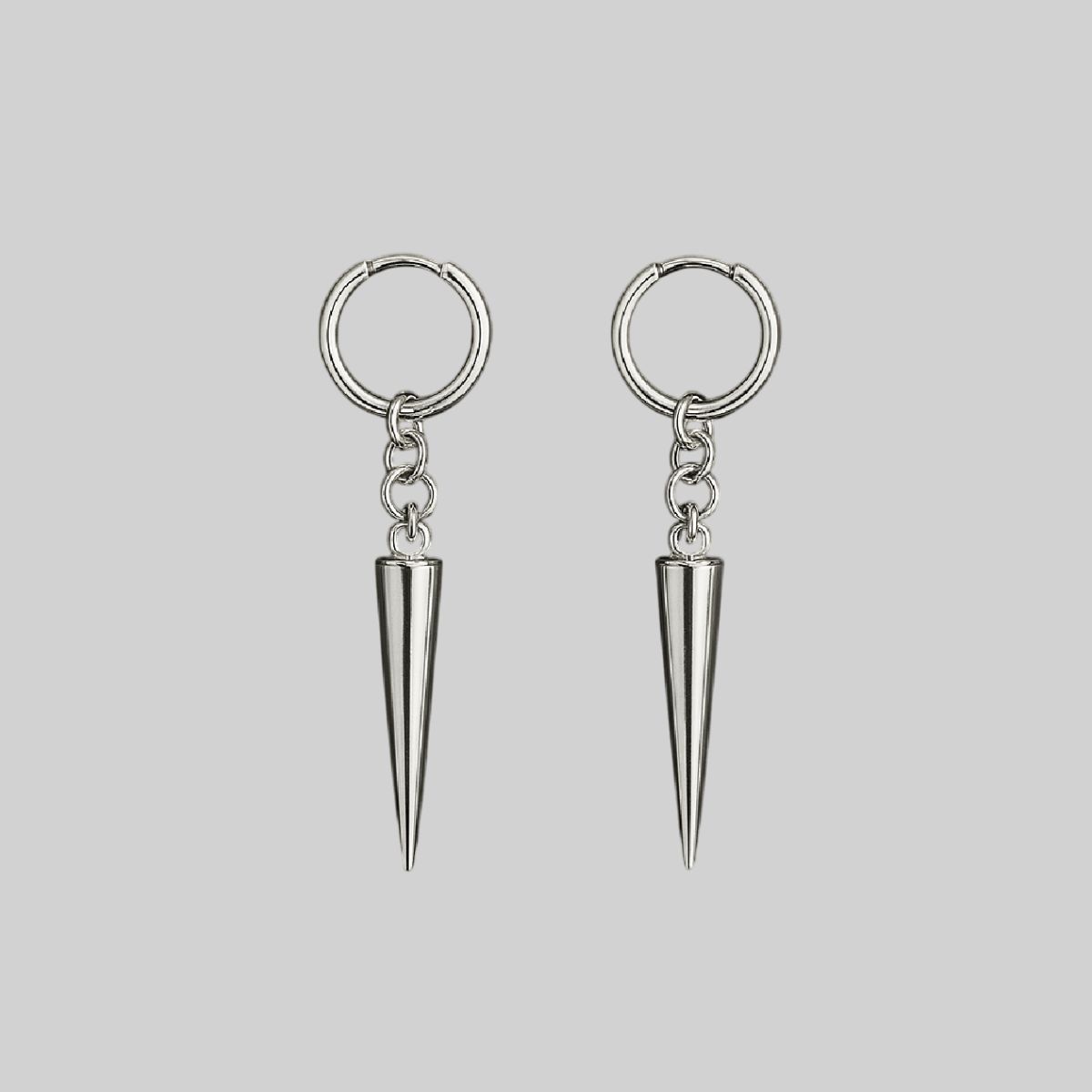 Aretes de púa grande – estilo industrial