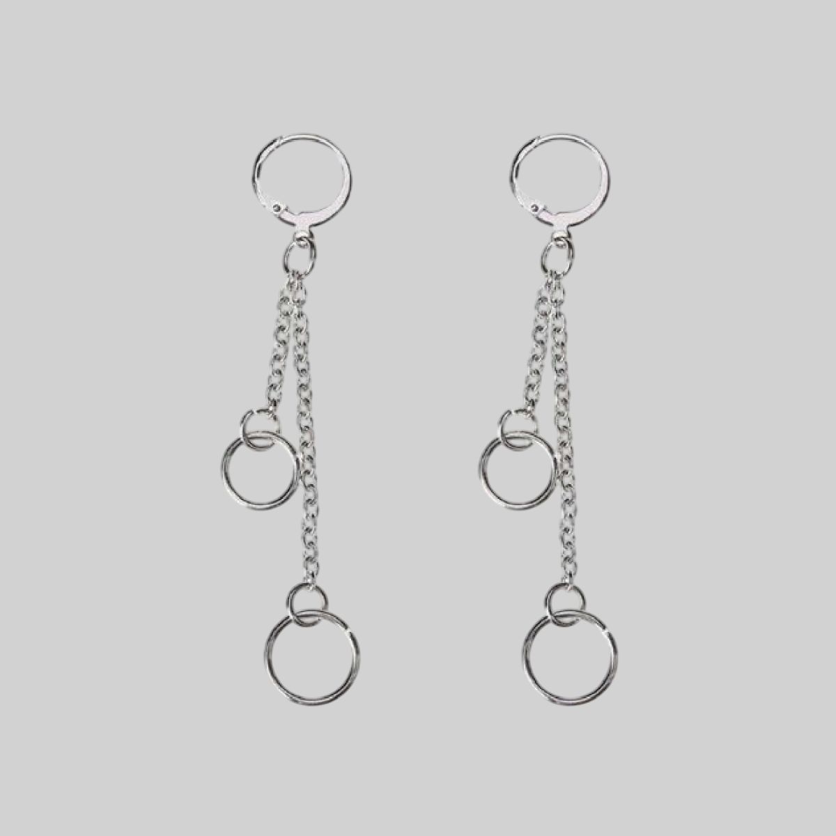 Aretes largos con diseño de cadena