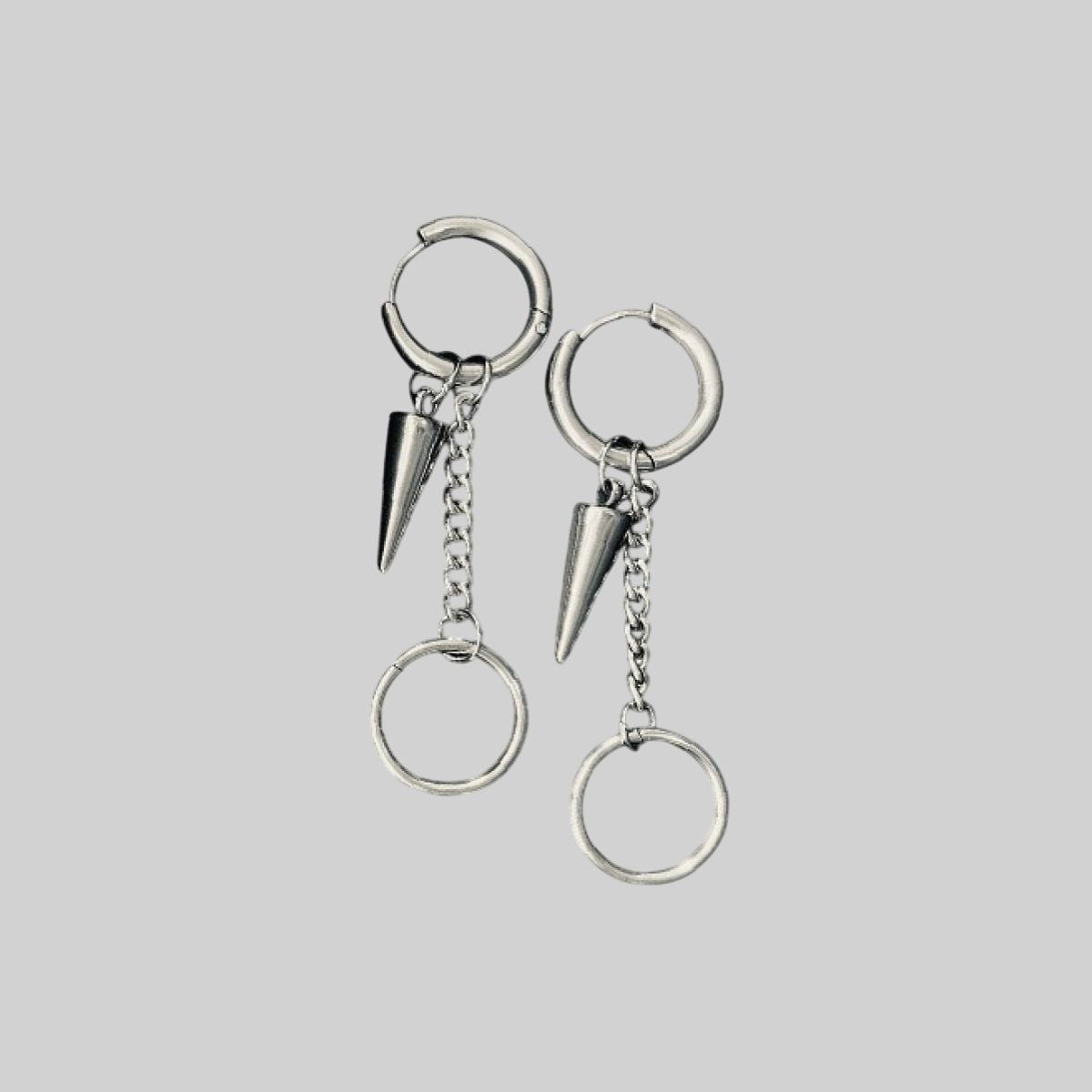 Aretes con cadena y púas