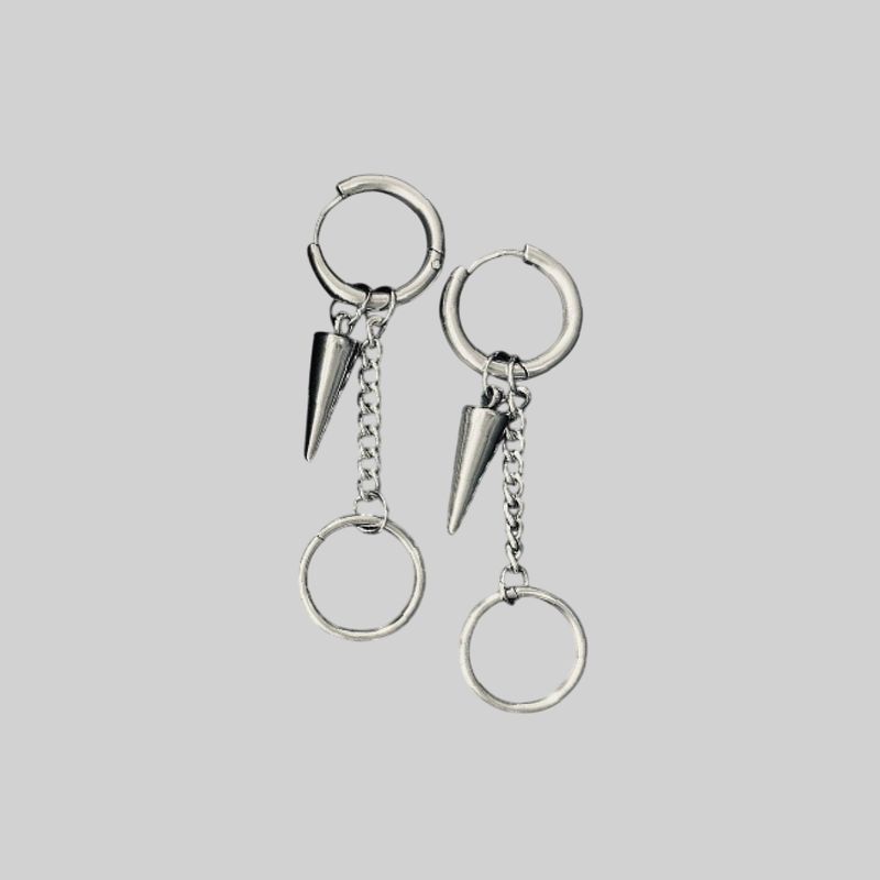 Aretes con cadena y púas