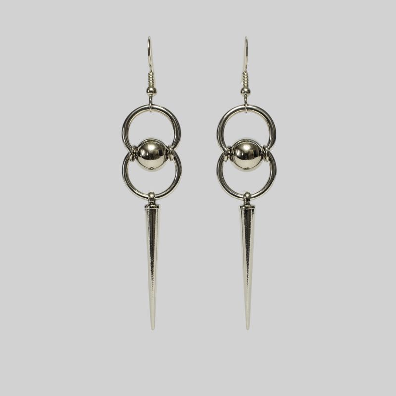 Aretes largos clásicos de acero inoxidable