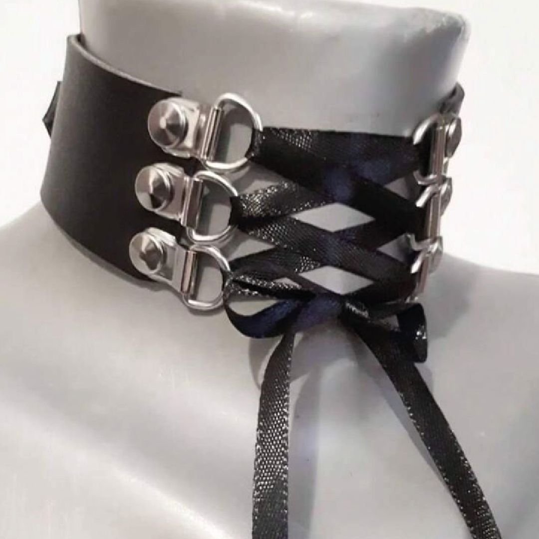Choker ajustable cuerina