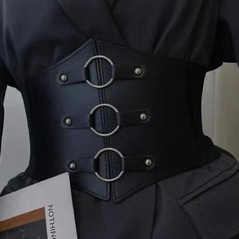 Cinturilla de aros con dijes