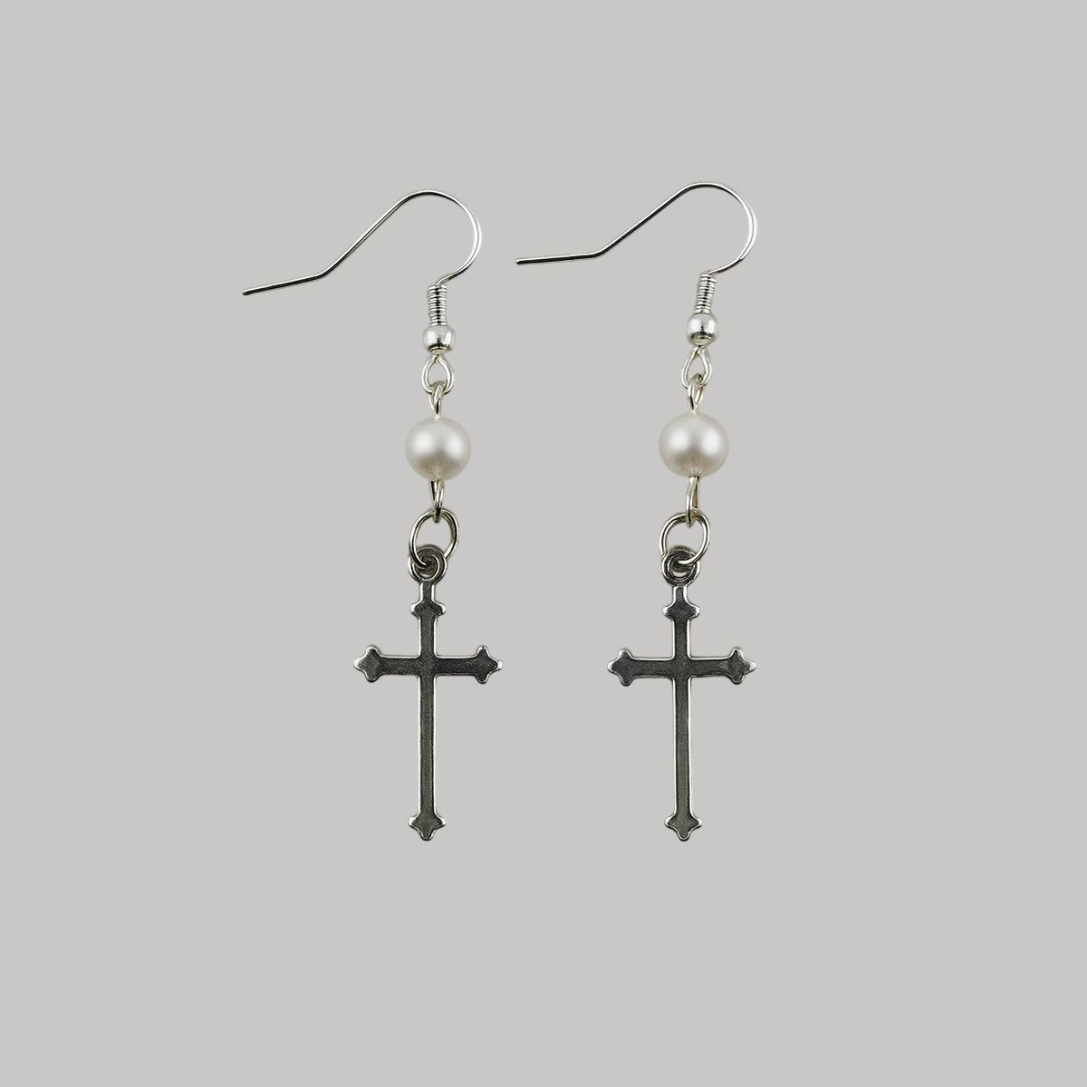 Aretes perla + cruz