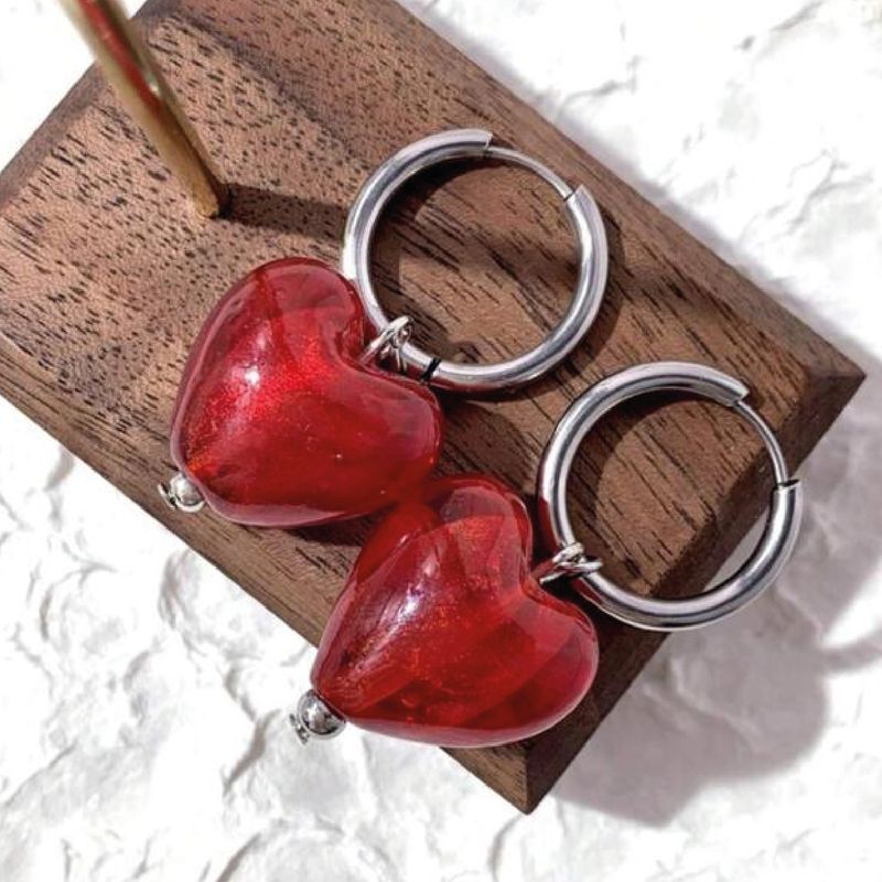 Aretes Corazón Rojo