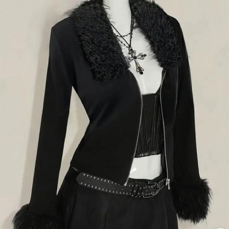 Sudadera con peluche en el cuello