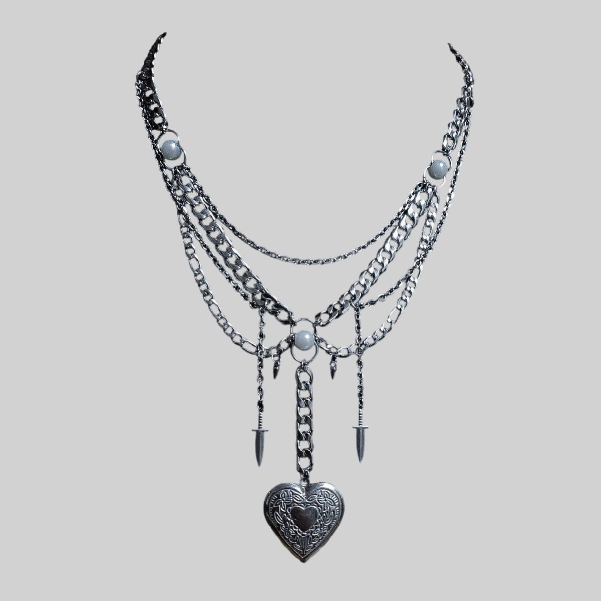 Collar de capas versátil