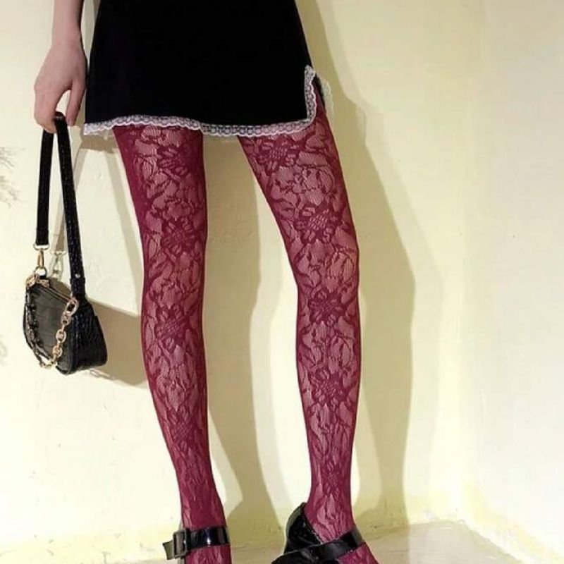 Medias Delgadas con Encaje Rojo