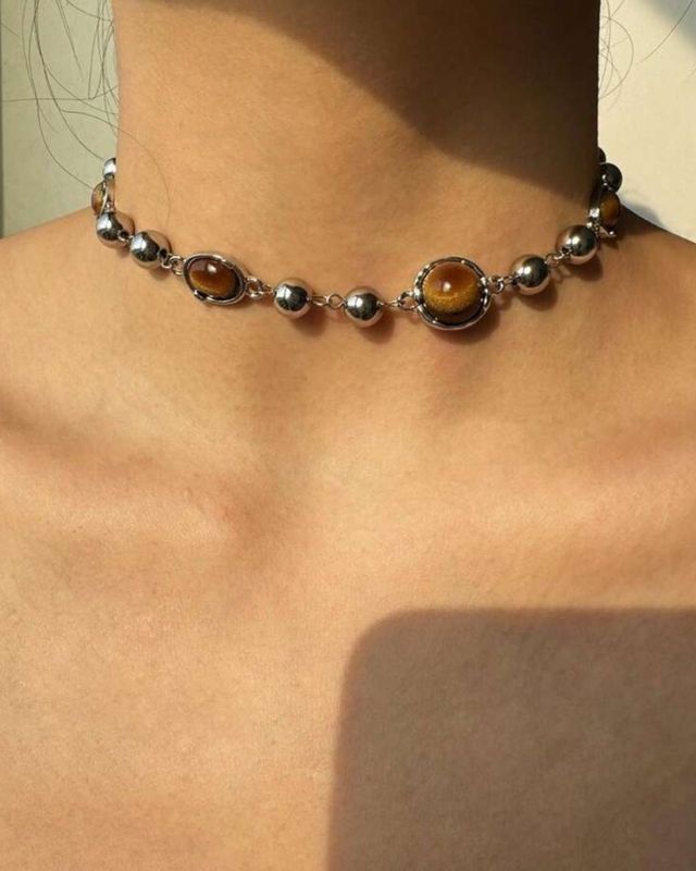 Collar con piedras ojo de tigre