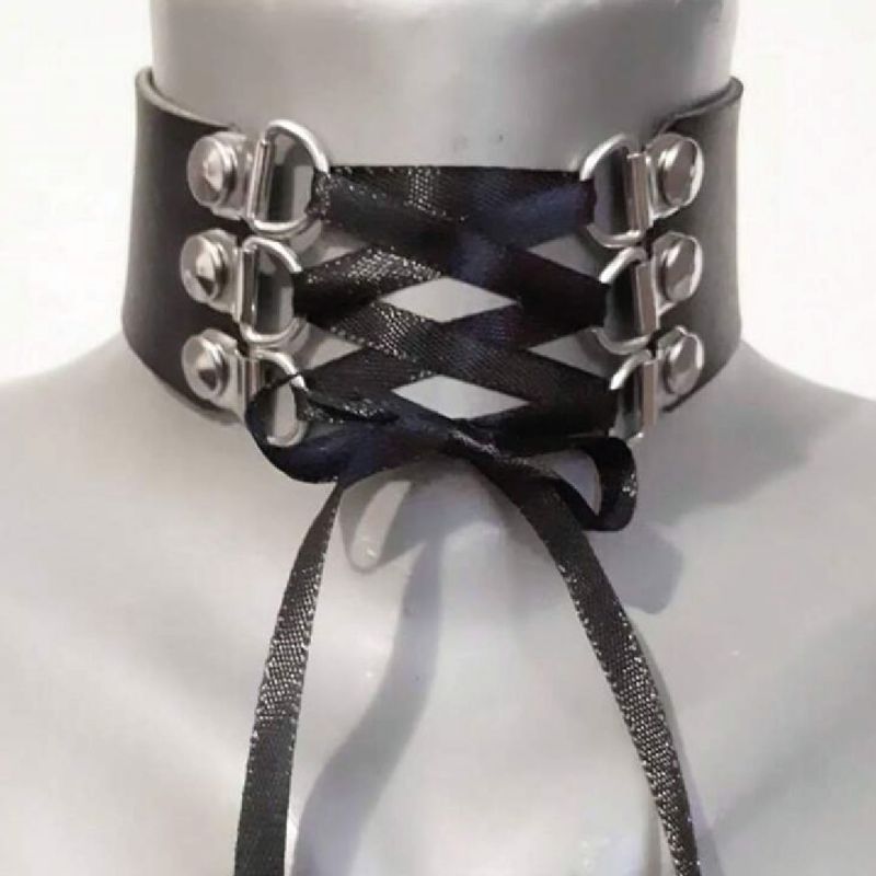 Choker ajustable cuerina