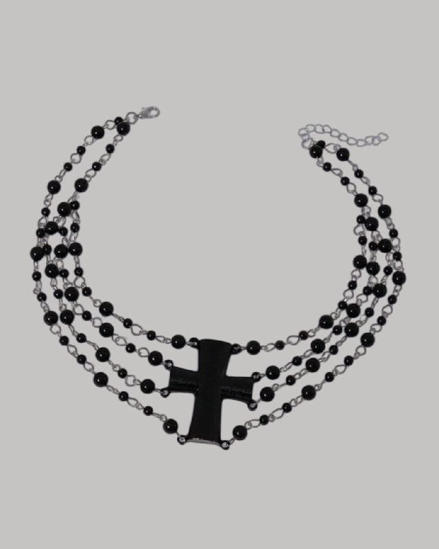 Collar en capas “Black Cross Chain”