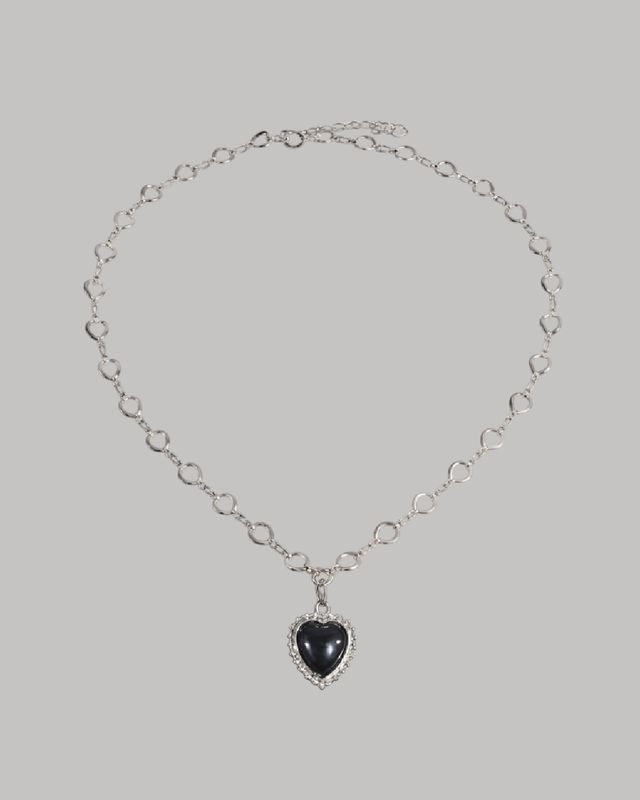 ​Collar con cadena de corazones