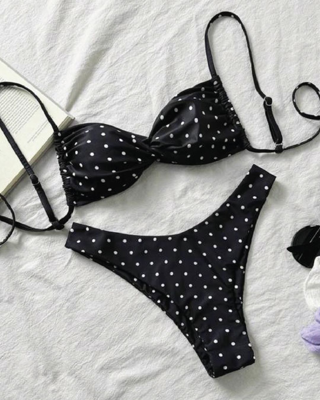 Bikini estilo polka dots