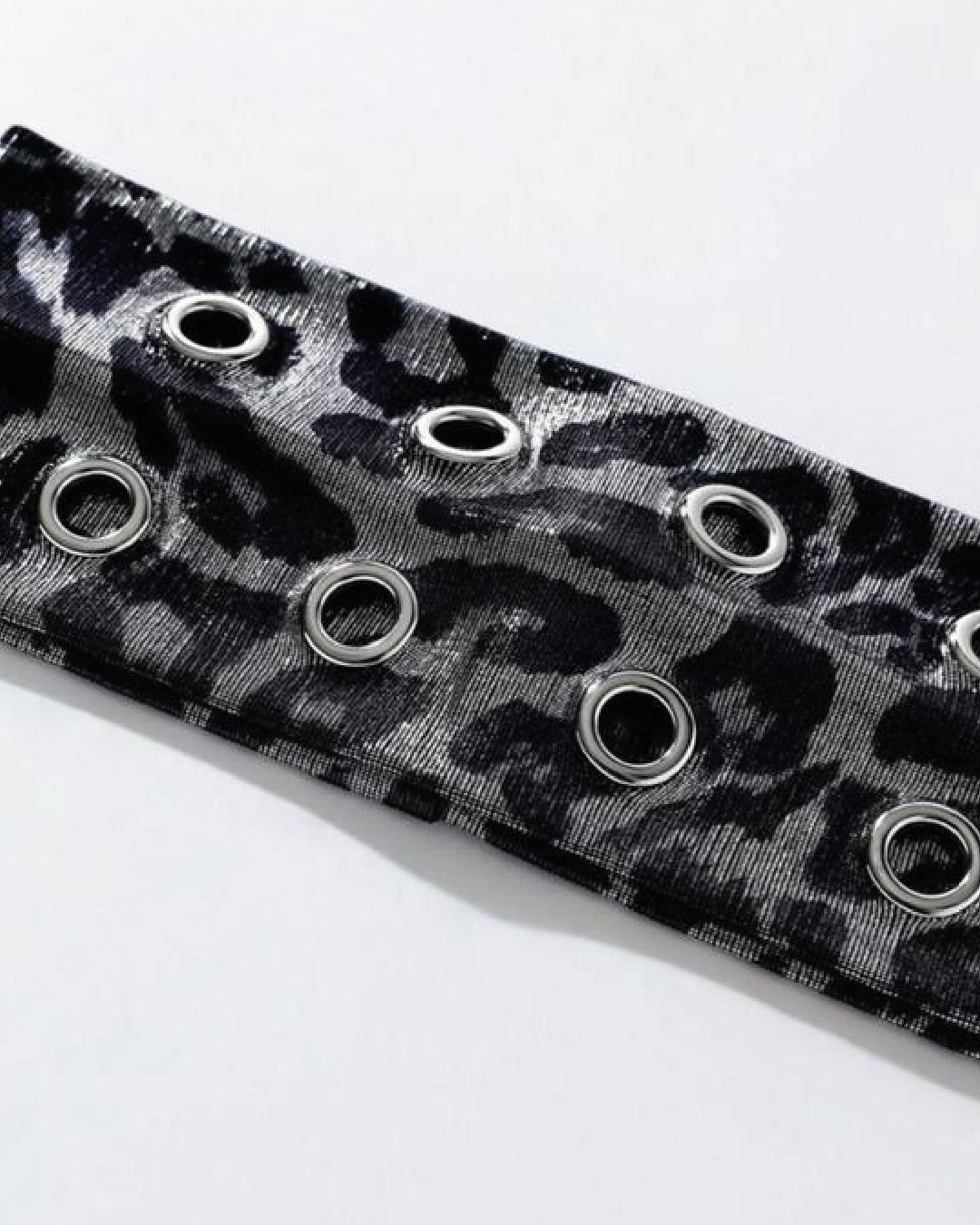 Headband bicolor con remaches